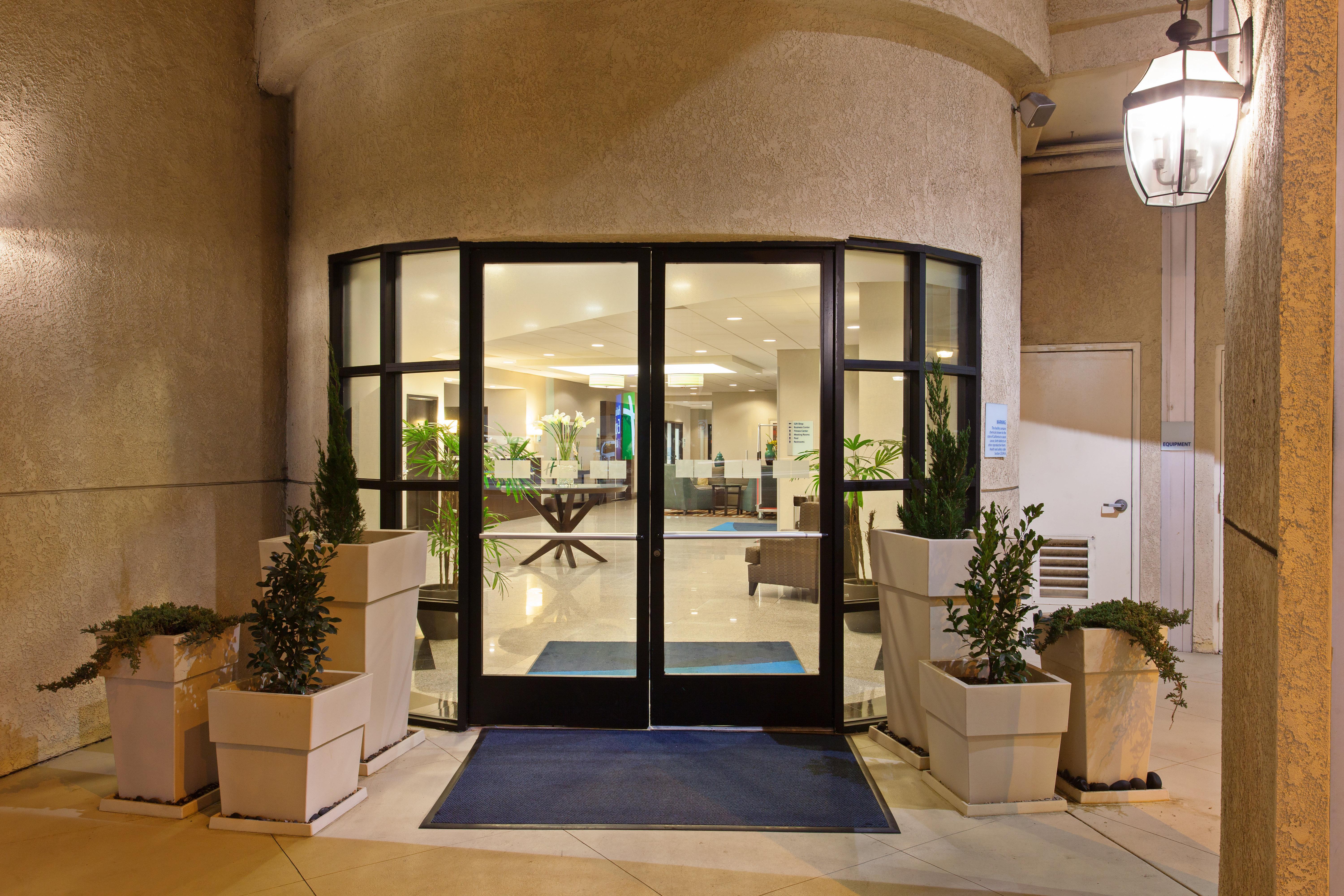 Holiday Inn Express Hotel & Suites Hermosa Beach By Ihg Buitenkant foto
